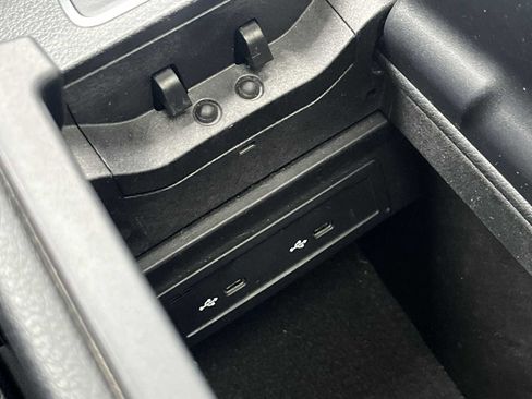 Certified 2020 Mercedes-Benz A 35 AMG 4MATIC image 36