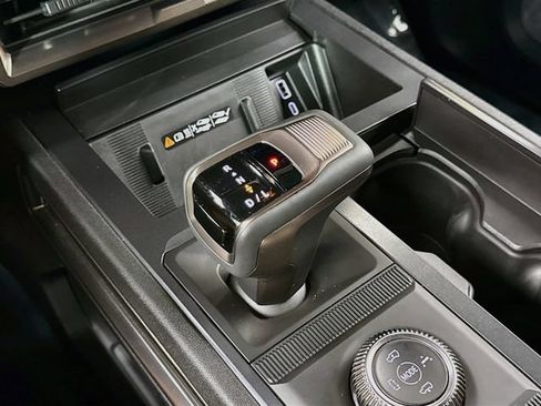 Used 2024 GMC Hummer EV 3X AWD/4WD image 18