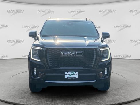 Used 2023 GMC Yukon XL Denali Ultimate w/ LPO, Floor Liner Package AWD/4WD image 2