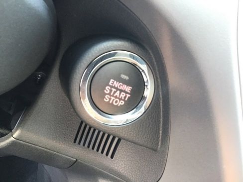 Used 2024 Subaru Crosstrek 2.0i Premium image 19