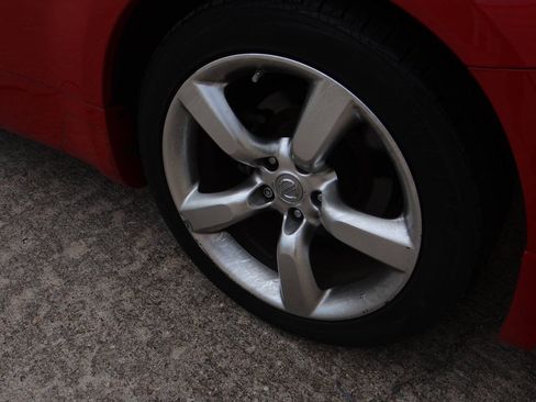 Used 2007 Nissan 350Z Touring RWD image 24