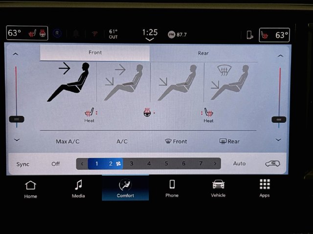 New 2027 Chrysler Pacifica Select AWD/4WD image 20