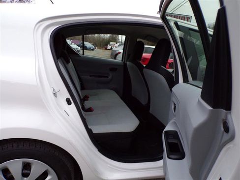 Used 2014 Toyota Prius C Four image 22