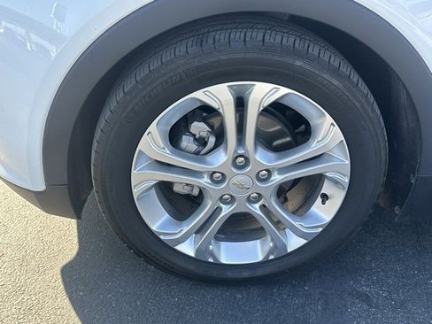 Used 2021 Chevrolet Bolt LT image 33