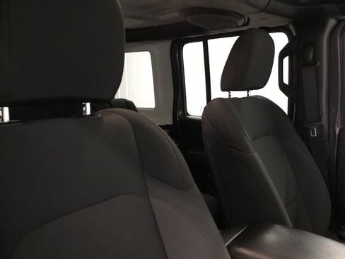 Used 2021 Jeep Wrangler Unlimited Willys image 22
