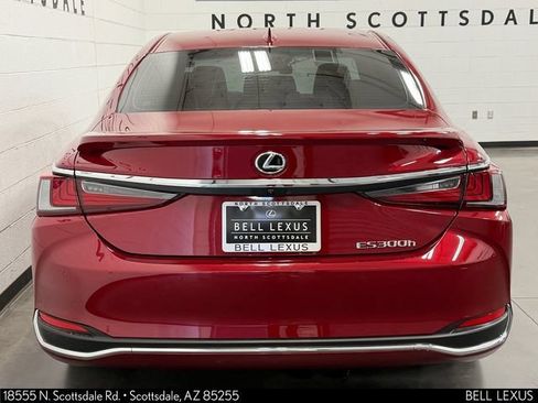 Used 2024 Lexus ES 300h w/ Premium Package FWD image 5