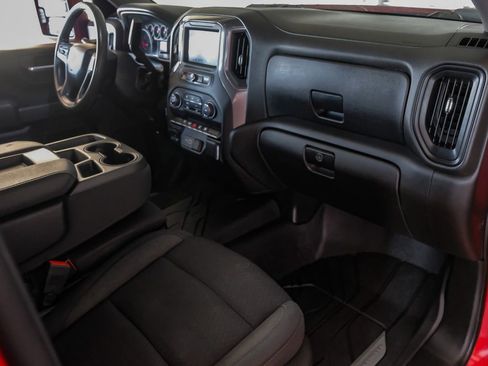 Used 2024 Chevrolet Silverado 2500 Custom w/ Custom Convenience Package image 14