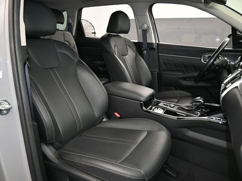 Used 2023 Kia Sorento SX image 46