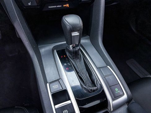 Used 2016 Honda Civic EX-T image 19