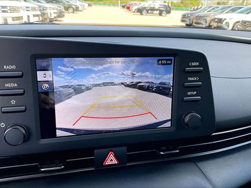 Certified 2025 Hyundai Elantra Sport image 42