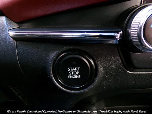 Used 2022 MAZDA MAZDA3 s image 38