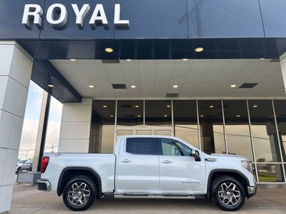 Certified 2026 GMC Sierra 1500 SLT