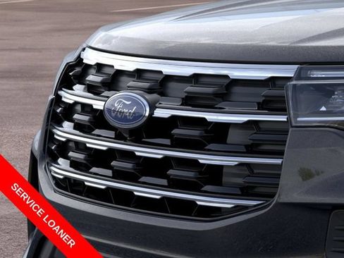 New 2026 Ford Explorer Active RWD image 17