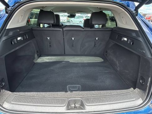 Used 2022 Buick Envision Essence w/ Technology Package I FWD image 29