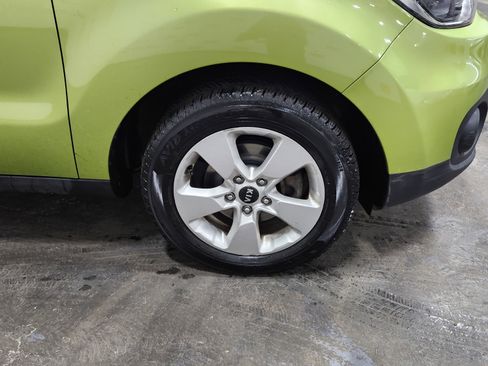 Used 2019 Kia Soul image 9