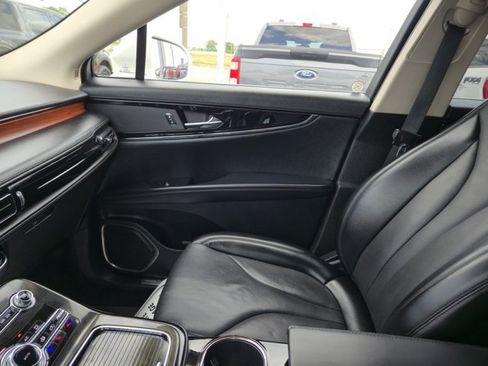 Used 2022 Lincoln Nautilus Reserve AWD/4WD image 15