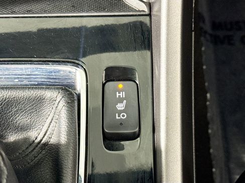 Used 2017 Honda Accord Sport image 22