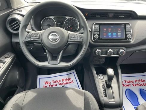 New 2025 Nissan Kicks Play S image 17