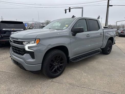Used 2024 Chevrolet Silverado 1500 RST w/ Convenience Package II image 3