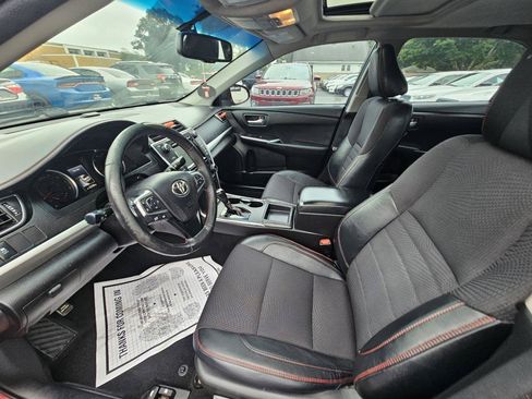 Used 2017 Toyota Camry LE FWD image 19