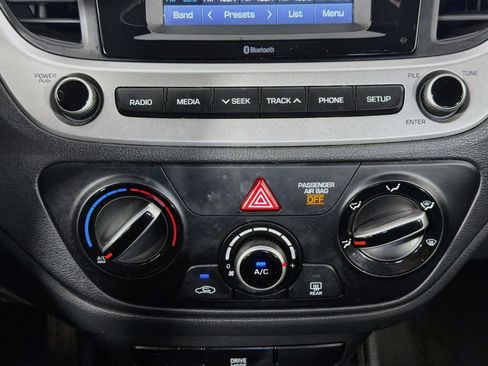 Used 2022 Hyundai Accent SE FWD image 22