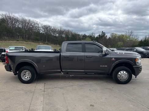 Used 2024 RAM 3500 Limited image 6