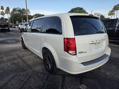 Used 2018 Dodge Grand Caravan GT FWD image 4