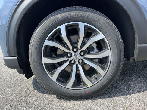 New 2026 Ford Explorer ST-Line image 12