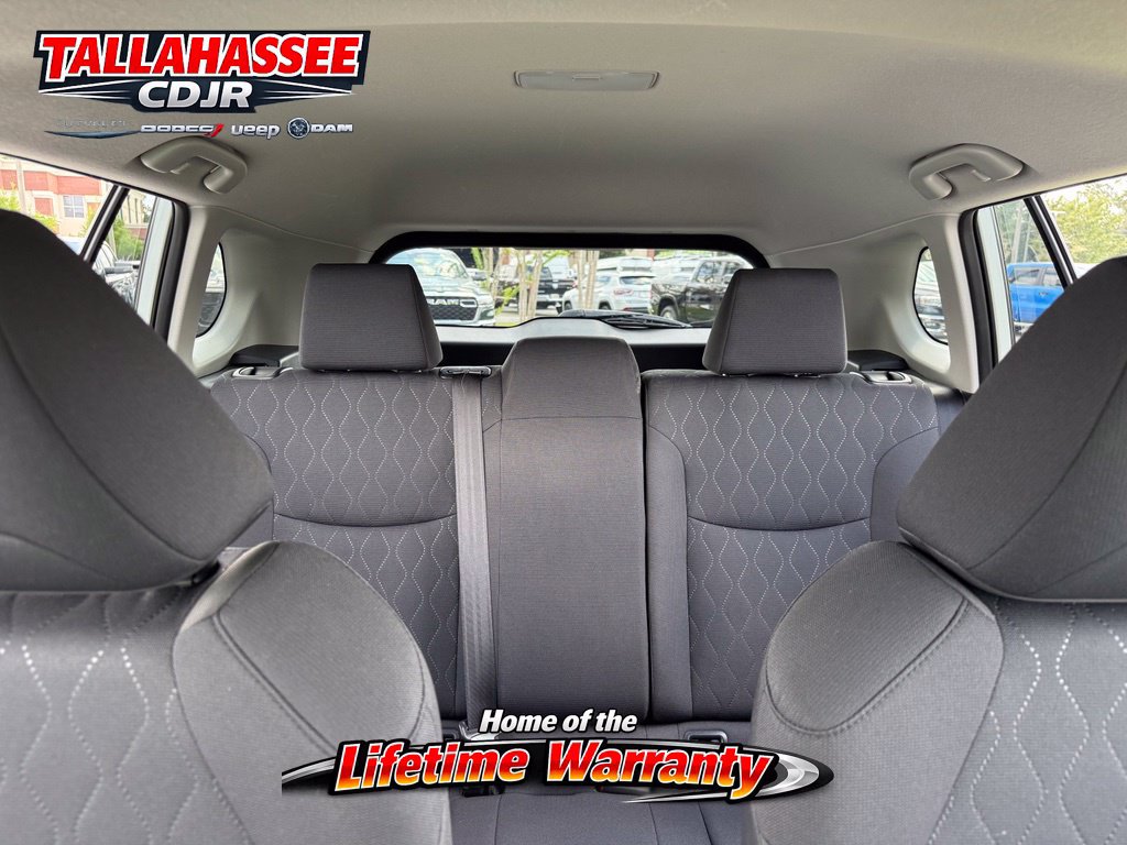 Used 2024 Toyota Corolla Cross LE FWD image 41