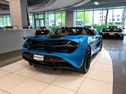Used 2020 McLaren 720S Luxury RWD image 14