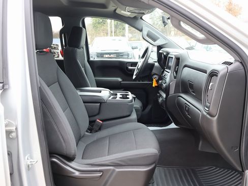 Used 2020 Chevrolet Silverado 1500 Custom w/ Custom Value Package image 33