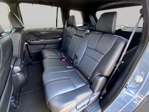 Used 2024 Honda Passport TrailSport image 21