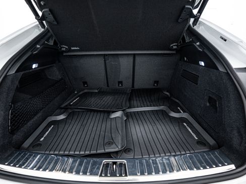 Certified 2025 Porsche Cayenne Coupe image 24