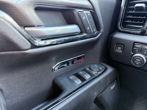 Used 2023 GMC Sierra 1500 AT4 w/ AT4 Preferred Package image 12