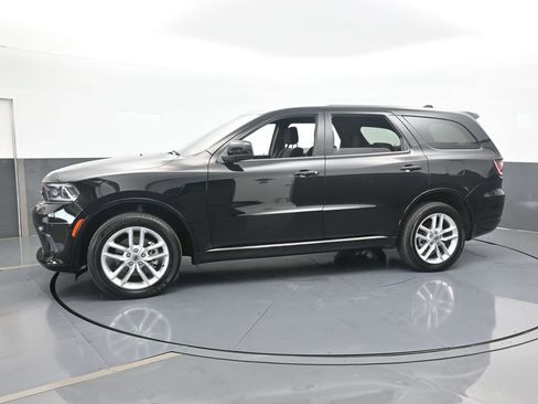 Used 2024 Dodge Durango GT image 2