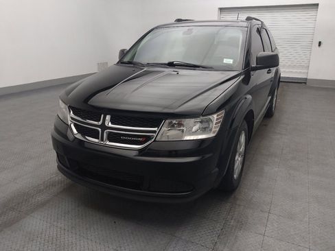 Used 2019 Dodge Journey SE image 15