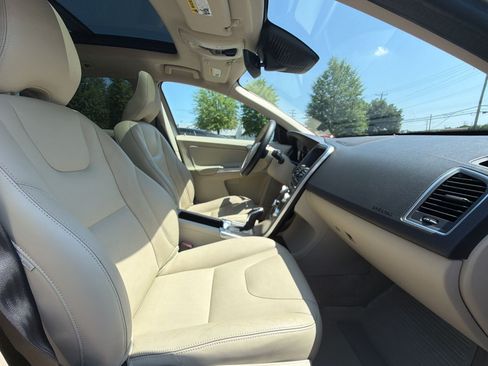 Used 2016 Volvo XC60 T6 Platinum w/ Climate Package AWD/4WD image 24