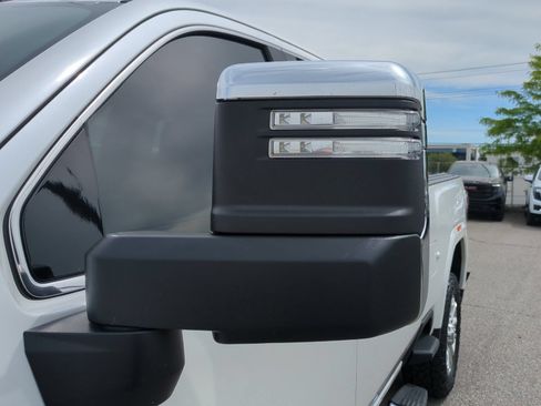 Used 2022 GMC Sierra 3500 Denali AWD/4WD image 51