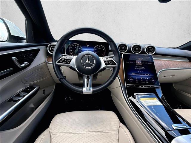 Used 2023 Mercedes-Benz C 300 Sedan image 7
