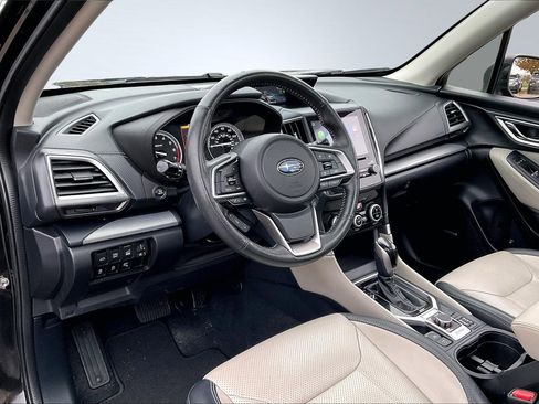 Used 2021 Subaru Forester Limited image 12