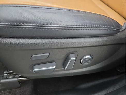 Used 2022 Hyundai Santa Fe Calligraphy AWD/4WD image 14