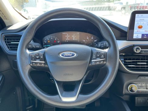 Used 2020 Ford Escape SE FWD image 25