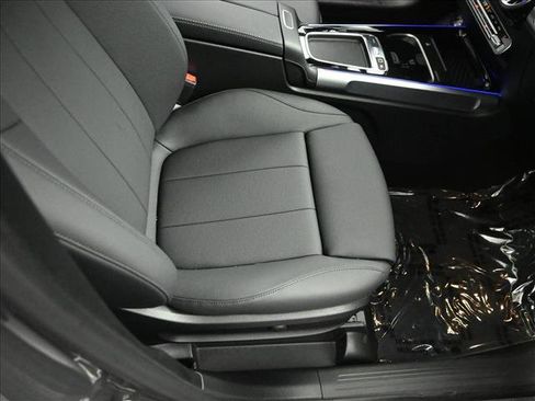 Certified 2026 Mercedes-Benz GLB 250 4MATIC image 30