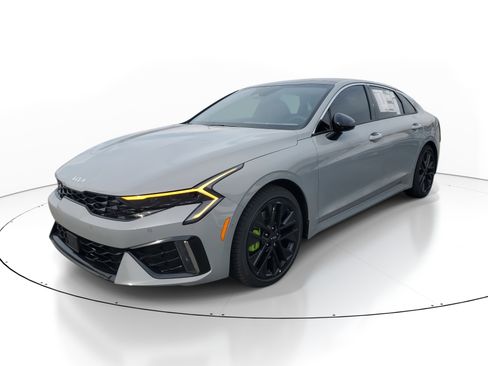 New 2026 Kia K5 GT image 3