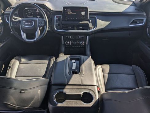 Used 2023 GMC Yukon SLT image 14