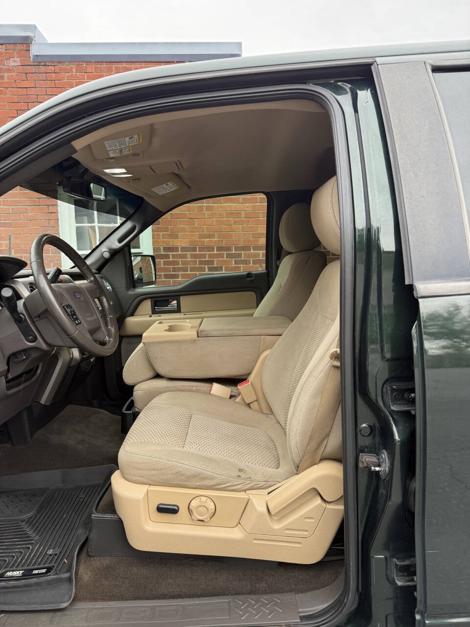 Used 2013 Ford F150 XLT w/ XLT Chrome Pkg AWD/4WD image 6