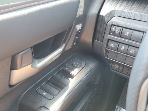 Certified 2026 Toyota 4Runner Platinum AWD/4WD image 18