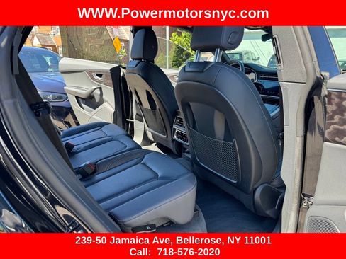 Used 2021 Audi Q8 Premium Plus w/ Premium Plus Package AWD/4WD image 30