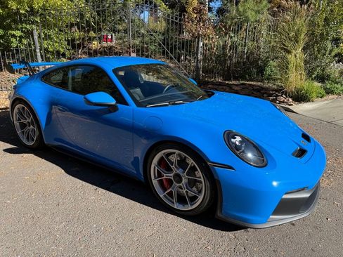 Used 2022 Porsche 911 GT3 image 32