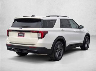 New 2026 Ford Explorer ST-Line w/ ST-Line Street Pack video 2